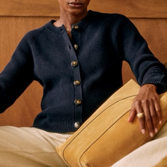 Sezane Isaure Cardigan! Worn once! Navy size M! - Picture 3 of 3